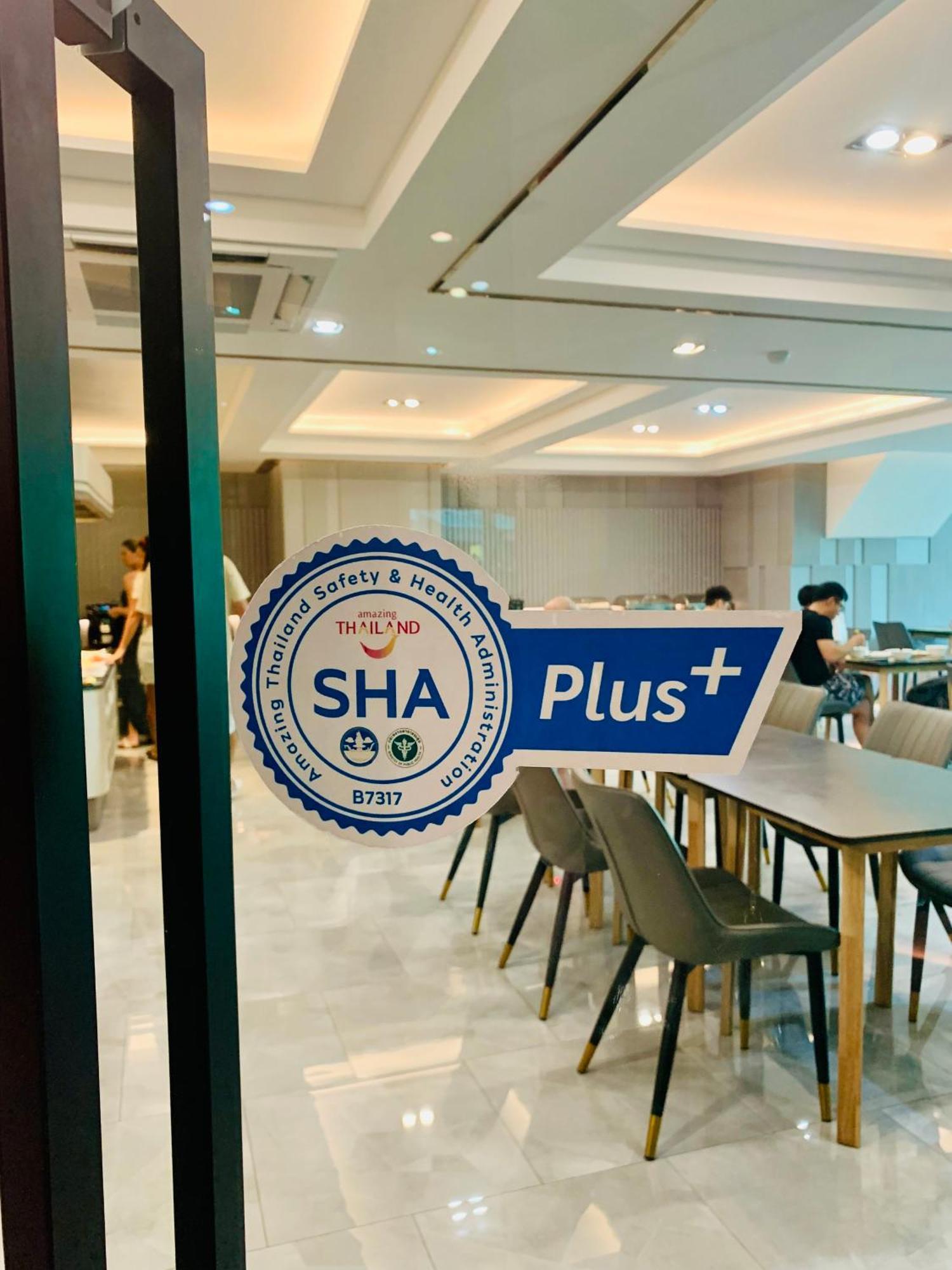 Thana Wisut Hotel Bangkok Bagian luar foto